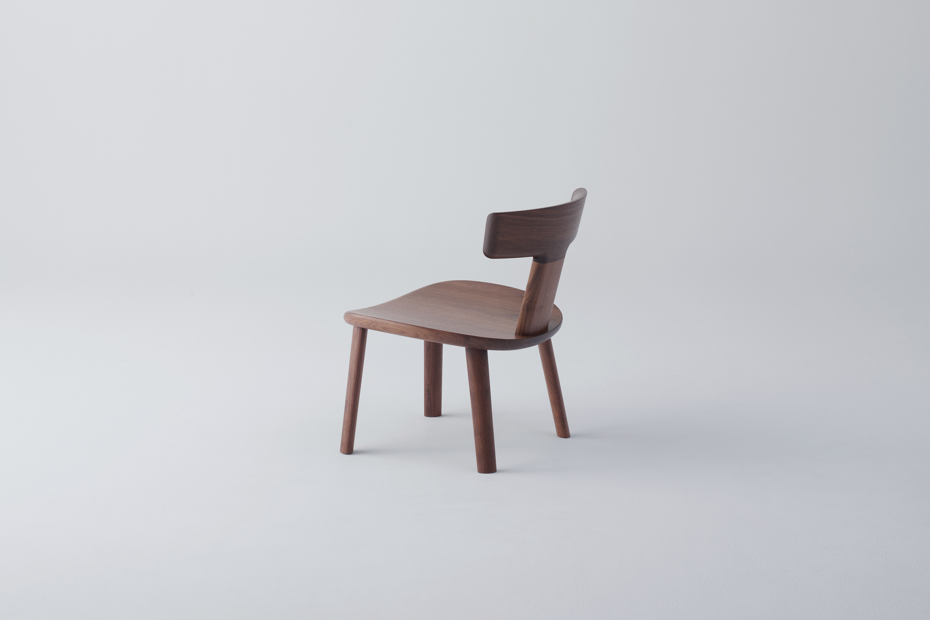 06 Hinode Lounge Chair Walnut 04